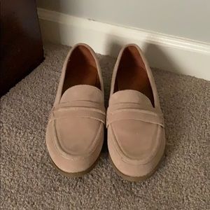 Women’s loafers